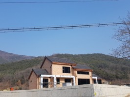 테라합성목재 W-4000 (전원주택휀스, 신축건물, 높이1.05, 100*100철재 기둥, 블랙, 앙카용) + 테라휀스 기본형 (높이H:1.2, 블랙, 상부캡 알미늄특수, 앙카용