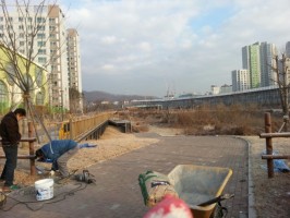 EX메탈라스 출입문 도금후 국방색