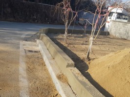 테라에디션S(앙카) + AD창살 출입4쪽문(기초매립형)  (높이:1.2, 블랙, 하부캡, 단차, 라운드)