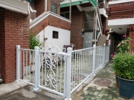 구로소재 다세대주택 테라아트06-03 + 테라창살04-11 출입외문 (앙카용 백색)