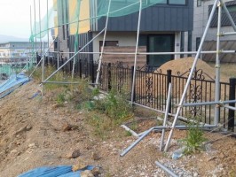 용인시 처인구 소재 테라창살 04-11 기초옹(H:1200)  기초매립형 블랙 테라창살출입쌍문