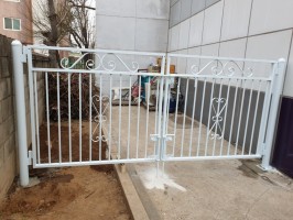 인천 초등학교휀스 아트에이스 쌍문 (백색, 우측앙카기둥,좌측기초기둥, 빗장밖)