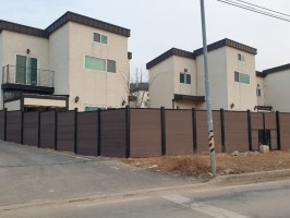 순창  전원주택 휀스  테라합성목재W4000  경사구간  2필지  난코스