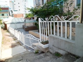 수원교동 빌라휀스 백색 단차구간