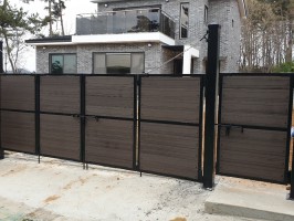 용인 전원주택휀스 테라합성목재W-4000기초매립형 출입4쪽문+외문