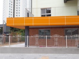 서울 서초구 양재동 소재 초등학교 내 어린이집 테라창살 04-11 + 출입 외문 (H:1.2, 앙카용, 아이보리색상)